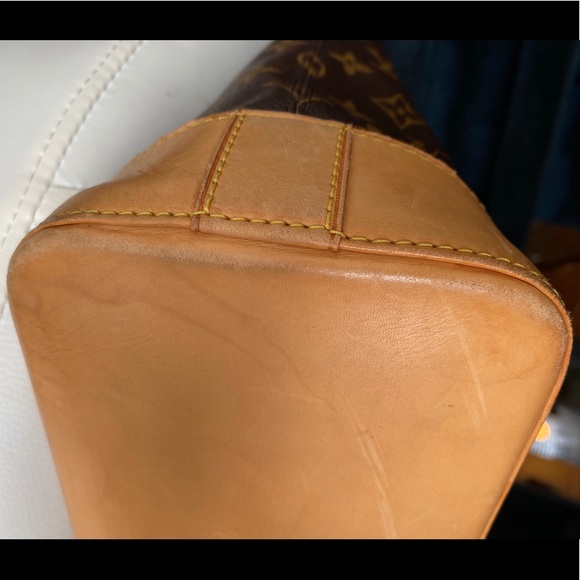 ❌❌SOLD❌❌ Authentic Loius Vuitton Horizontal Lockit - Picture 16 of 16